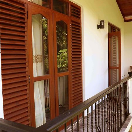 Villa Royce Kandy Exterior photo