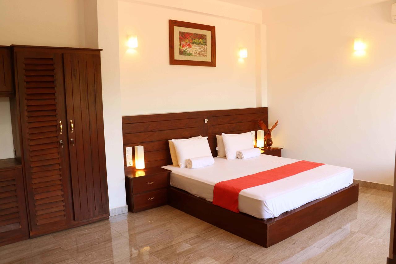 Villa Royce Kandy Exterior photo